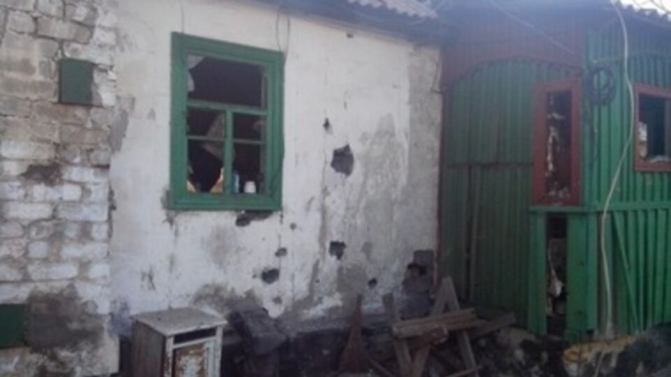 Жилые дома после обстрела