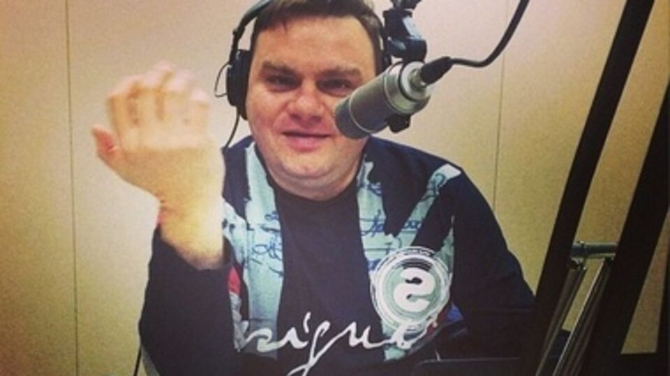 "Газпром-медиа" зявил, что Александр Плющев нарушил "все допустимые морально-этические нормы"