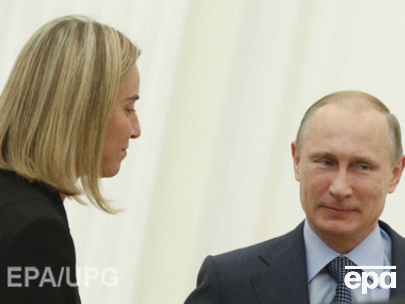 Могерини и Путин на встрече в Москве в июле этого года