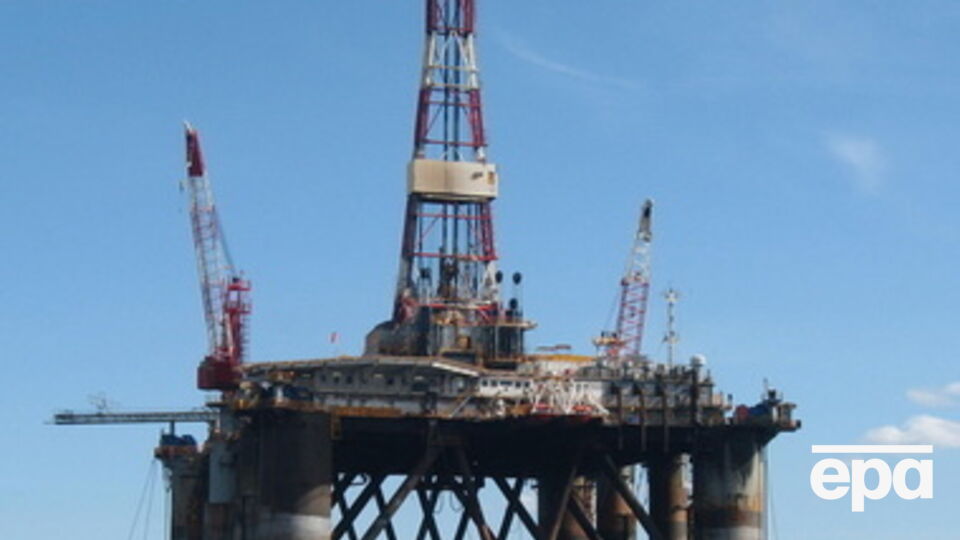 Мировые цены на нефть вновь снижаются