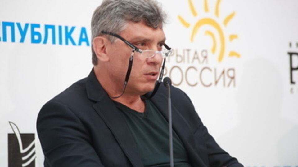 Стрелков – абсолютно "пропутинский", уверен Немцов