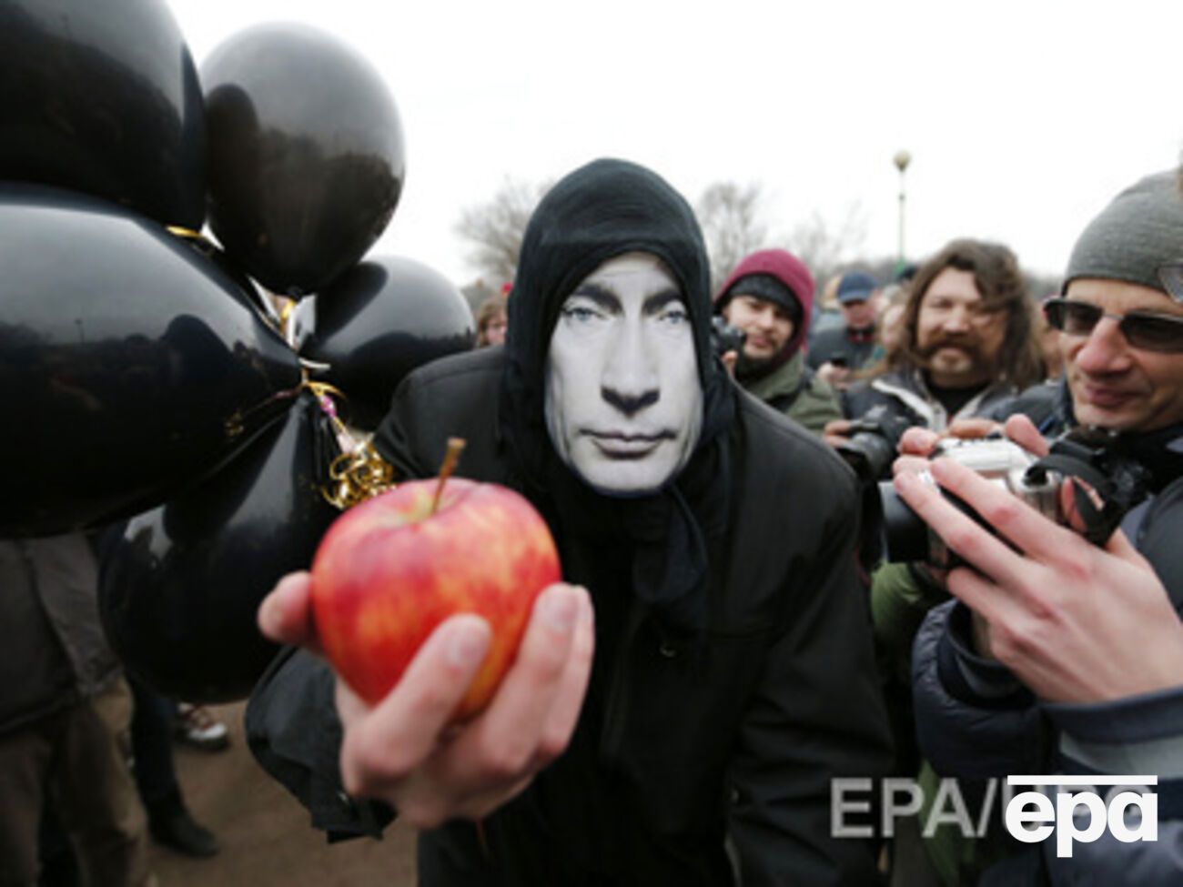 Россия не пускает продукты в Крым