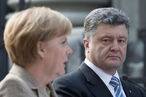 Петр Порошенко провел телефонный разговор с Ангелой Меркель