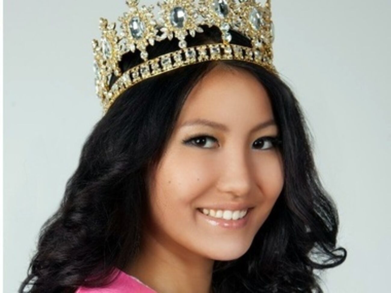 Маладаева:&nbsp;&nbsp;Пусть я не согласна с политикой руководства, я обожаю свою страну, родилась и живу здесь