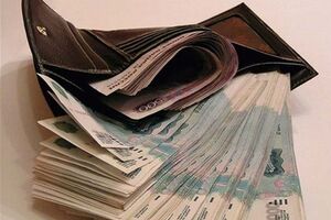 Физлица, проживающие на территории Украины, при условии письменного декларирования могут перемещать более €10 тыс.