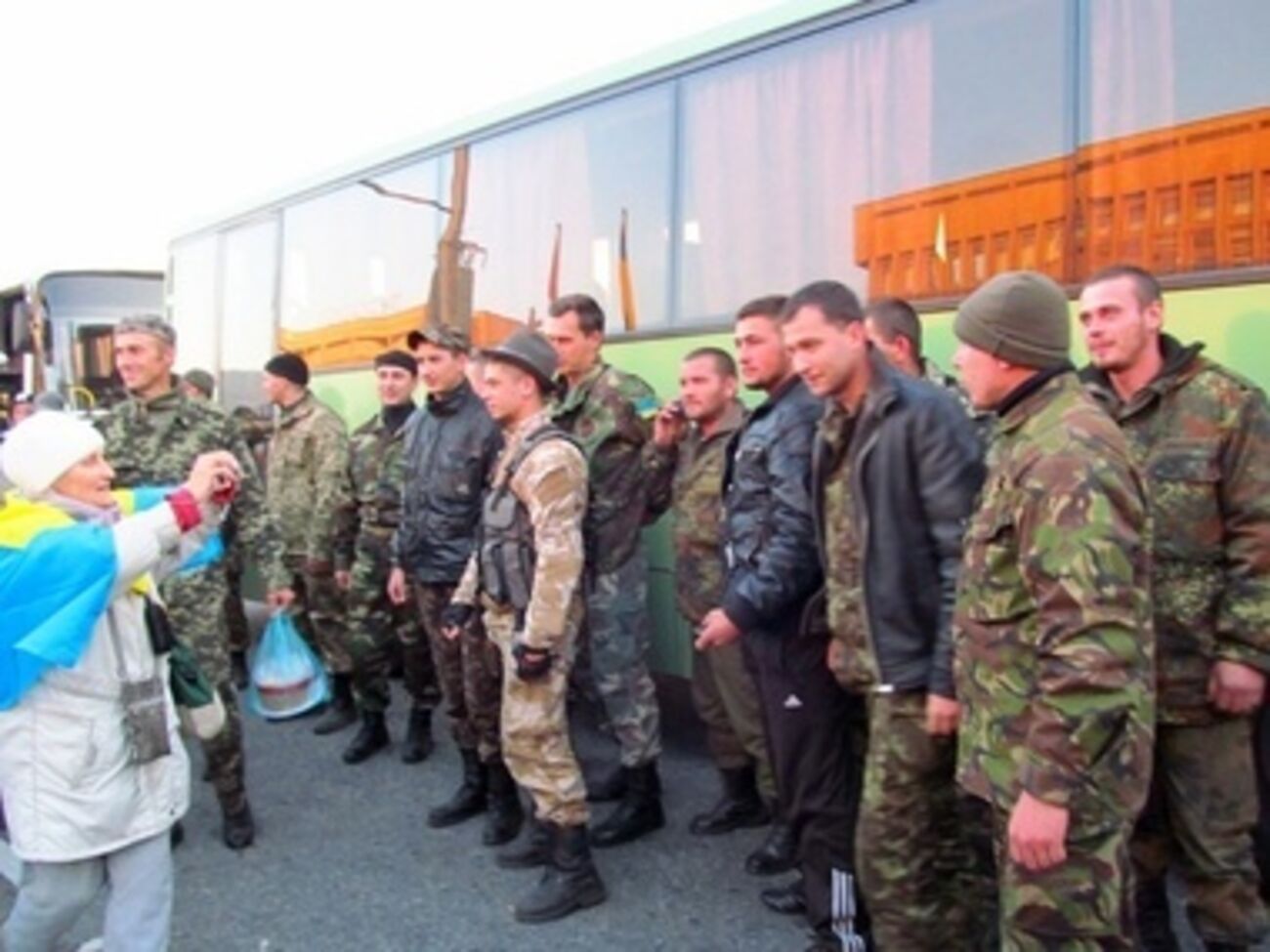 Присутствующие почтили минутой молчания воинов, отдавших свою жизнь за Украину