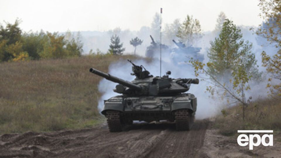 В ОБСЕ увидели под Донецком колонны военной техники без знаков отличия