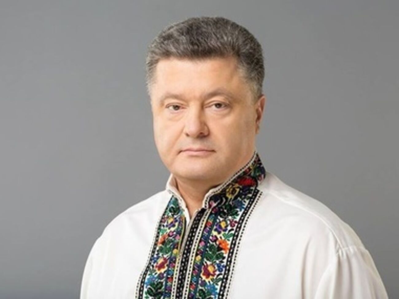 Порошенко заявил, что украинцев никто не разделит по языку