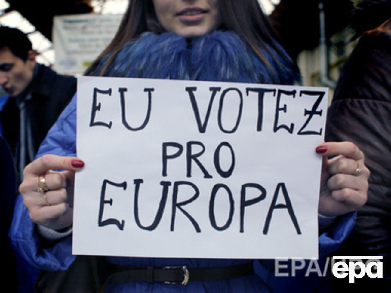 В сумме проевропейские партии набирают 44% голосов