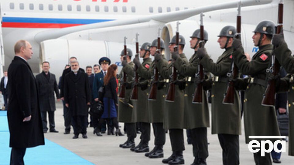 Путин в Турции заявил о смене энергетических приоритетов