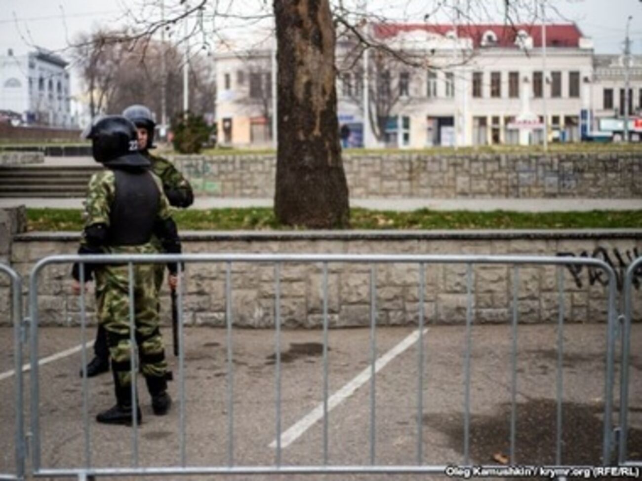 В центре Симферополя много полиции и "самообороны"