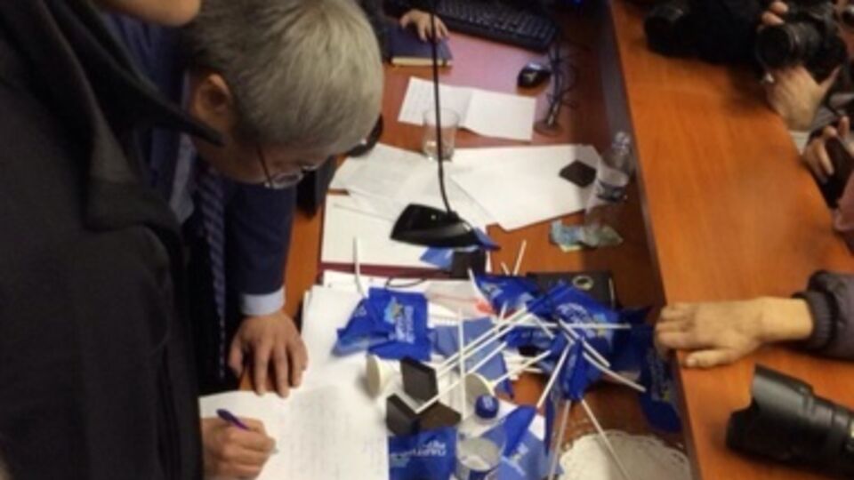 Увольнение Сина должно одобрить большинство горсовета