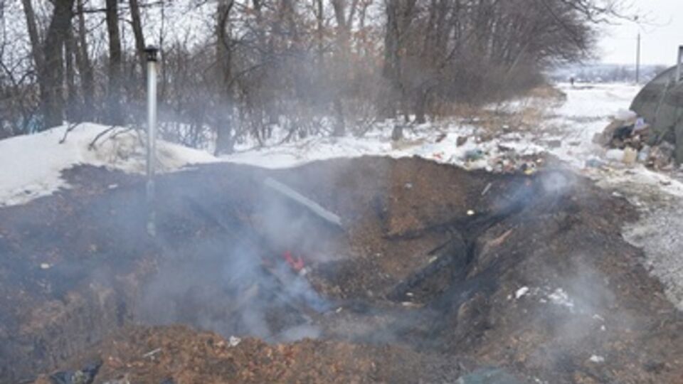 В блиндаж сил АТО на блокпосту под Дебальцево попала мина. Фоторепортаж
