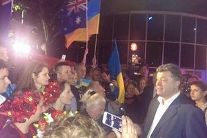 Порошенко пригласил в Австралию премьер-министр Тони Эбботт