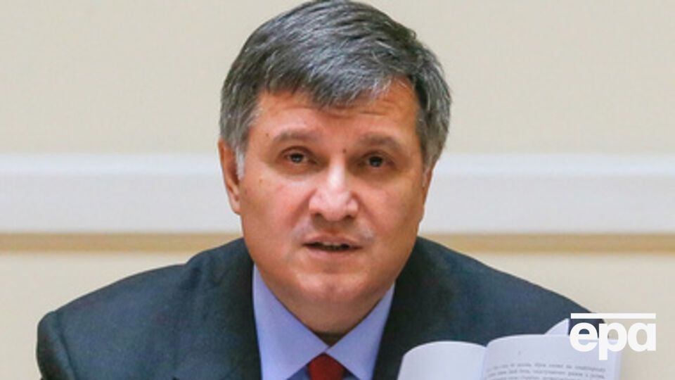 Аваков сообщил, что в течение следующего года из органов внутренних дел уволят до 28 тыс. работников