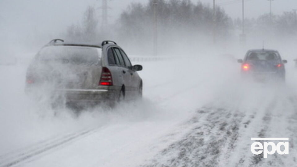 Финляндию "накрыла" непогода