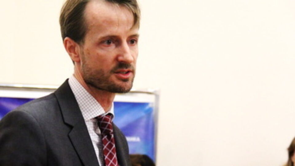 Эти деньги предназначены для оказания гуманитарной помощи востоку Украины