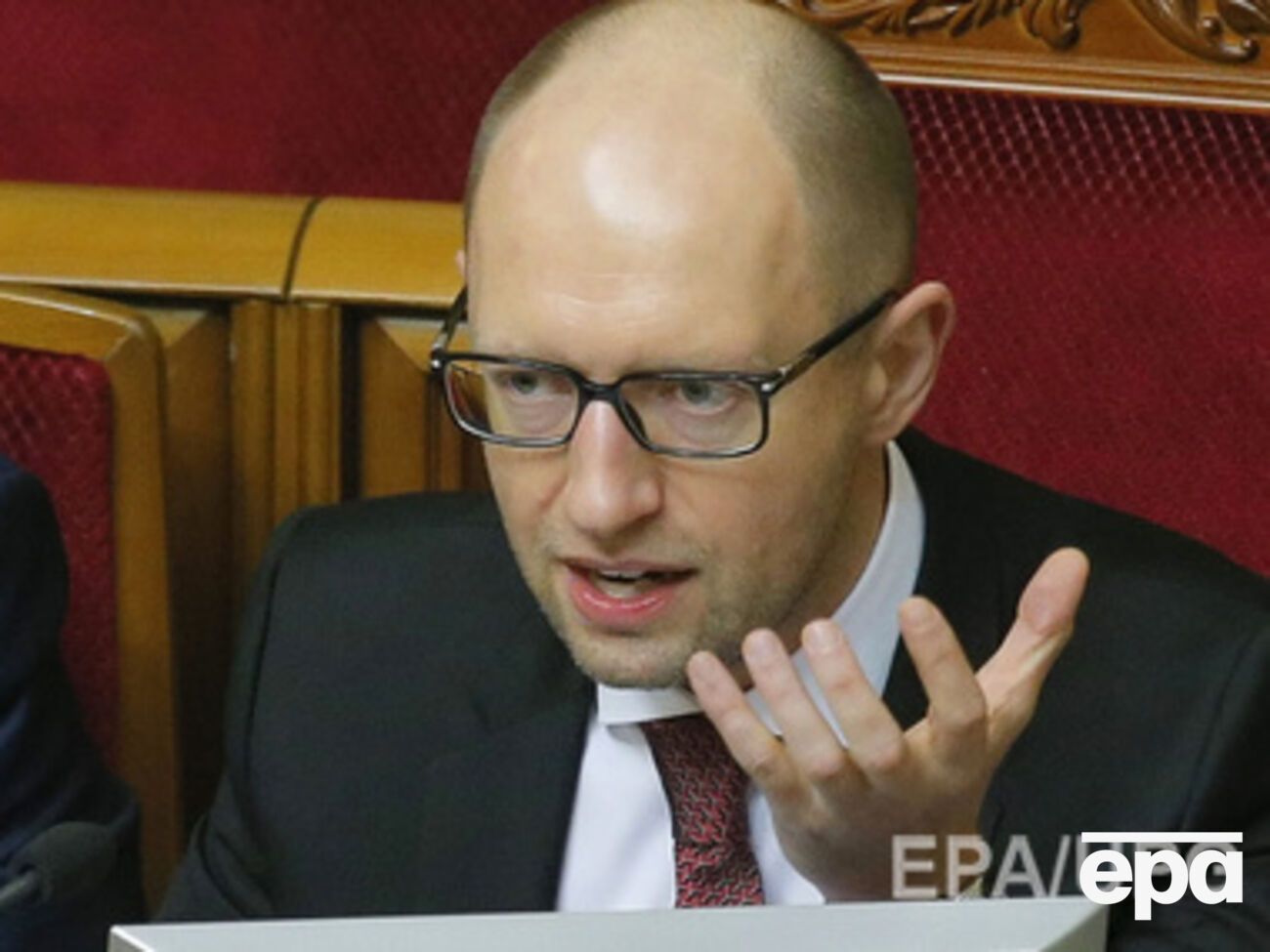 Яценюк: Ситуация с экономикой сложнее, чем 9 месяцев назад