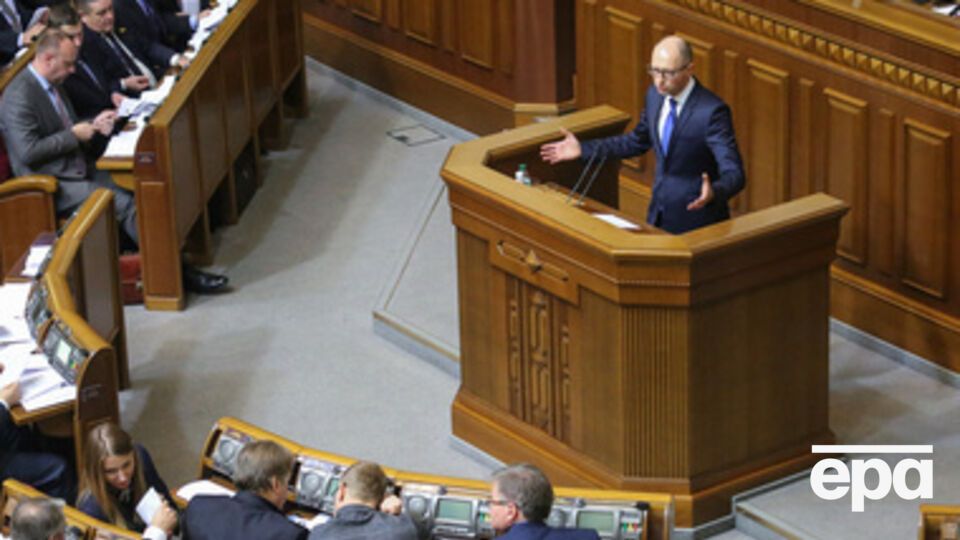 Яценюк предлагает прекратить проверки малого и среднего бизнеса