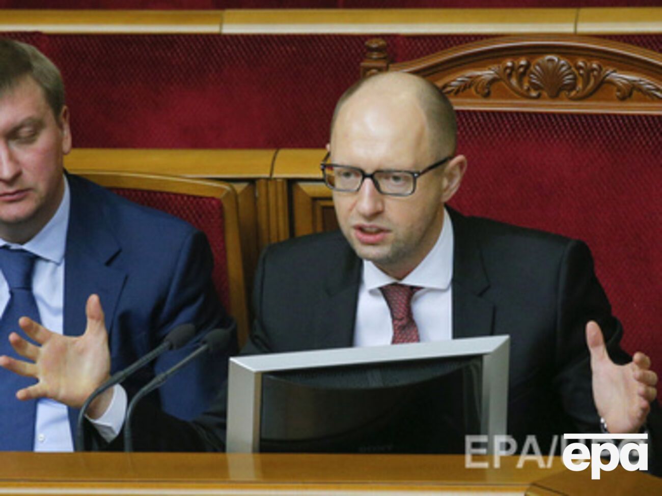 Яценюк сообщил о "сложных" переговорах с МВФ