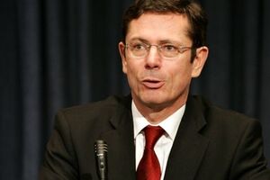 Шимонович завтра прибудет в Украину