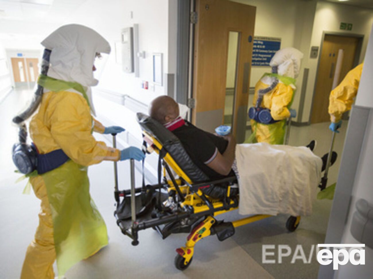 Испытания вакцины приостановлены из-за жалоб пациентов