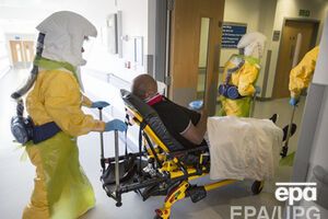 Испытания вакцины приостановлены из-за жалоб пациентов