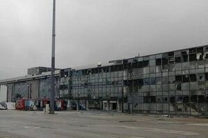 Донецкий аэропорт остается под контролем украинских силовиков