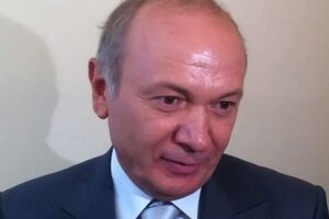 У Иванющенко в в Швейцарии арестованы 32 млн долларов и 72 млн франков