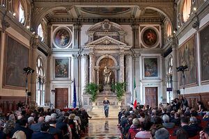 Венецианская комиссия приняла промежуточные выводы относительно украинского закона о люстрации