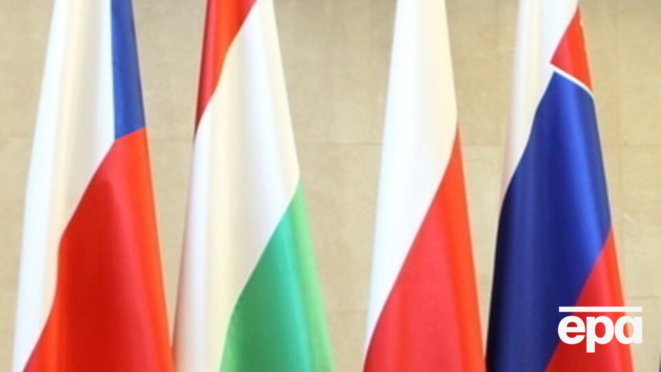 Во вторник главы МИД Вышеградской группы прилетят в Киев