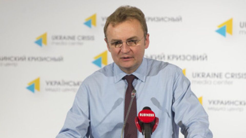 Садовый призвал провести местные выборы как можно скорее