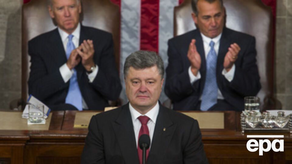 Порошенко поблагодарил сенаторов за поддержку