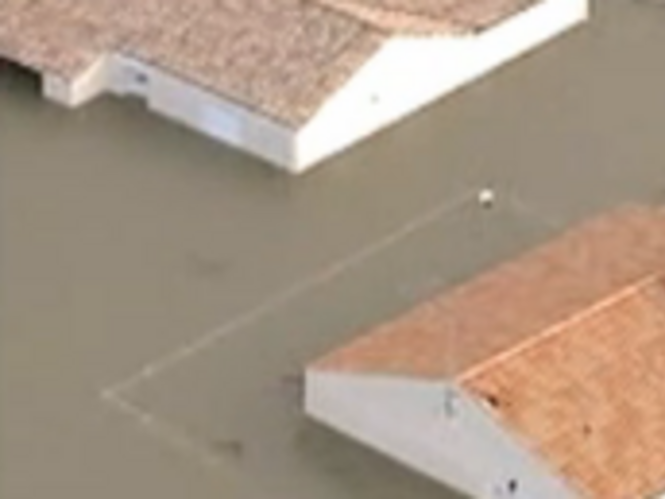 В результате урагана &ldquo;Ксинтия&rdquo; в 2010 году в Ля Фот сюр Мэр погибли 29 человек