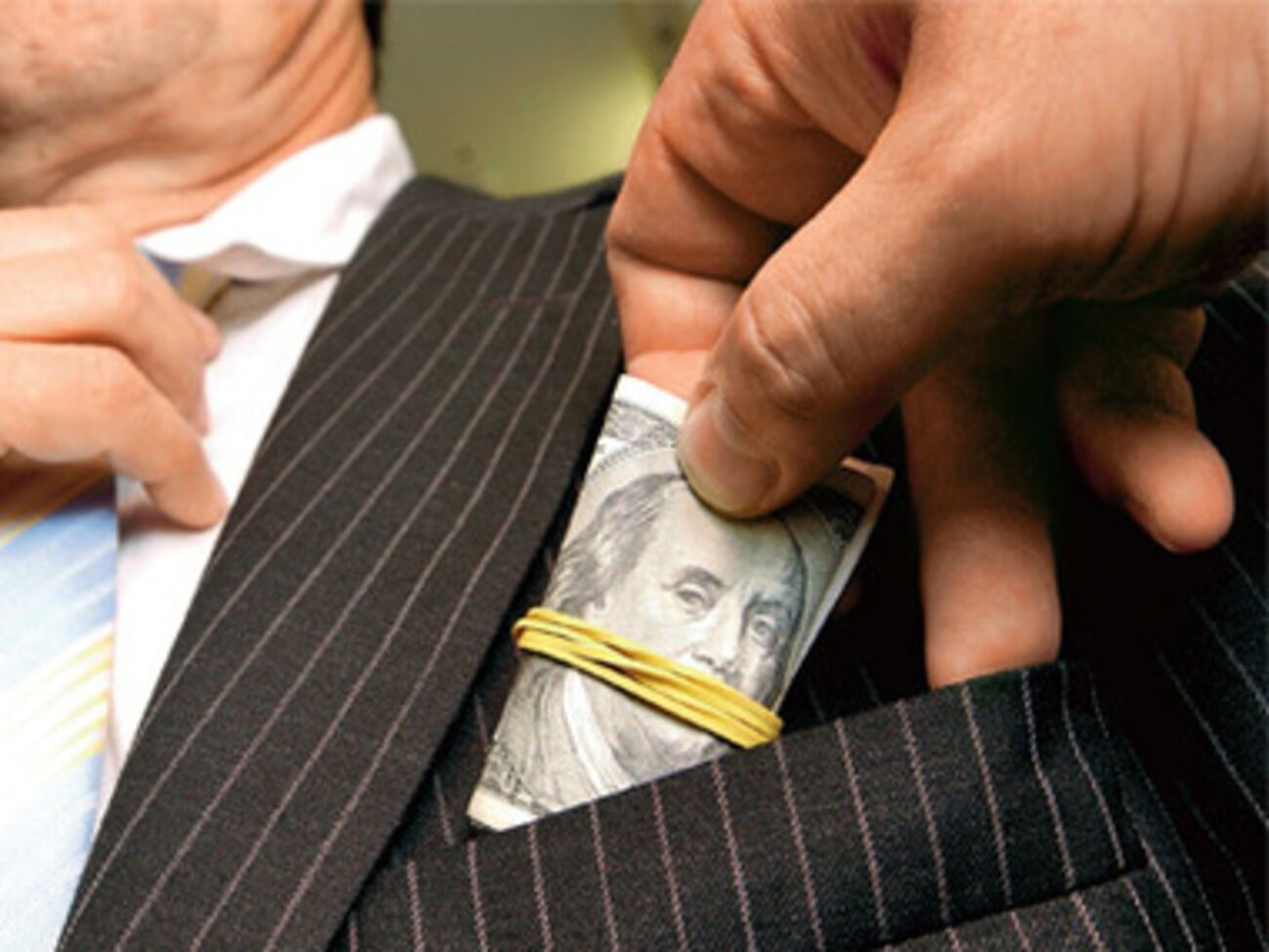 Страны Запада беспокоятся, что Киев до сих пор не проявил способность решать свои собственные проблемы