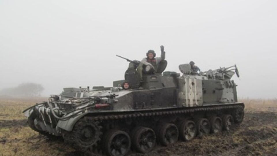 Саперы установили мины на поле