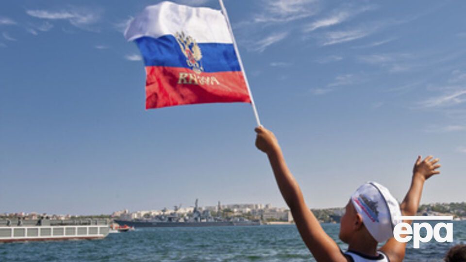 "Клуб реформаторов" предложил парламенту Грузии объявить преступлением использование государственного флага РФ