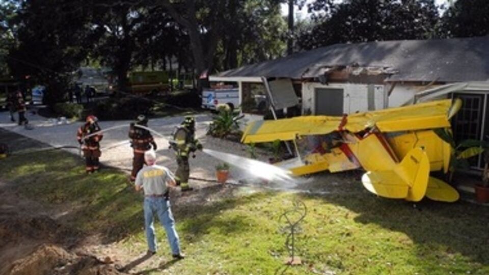 Пилот самолета погиб