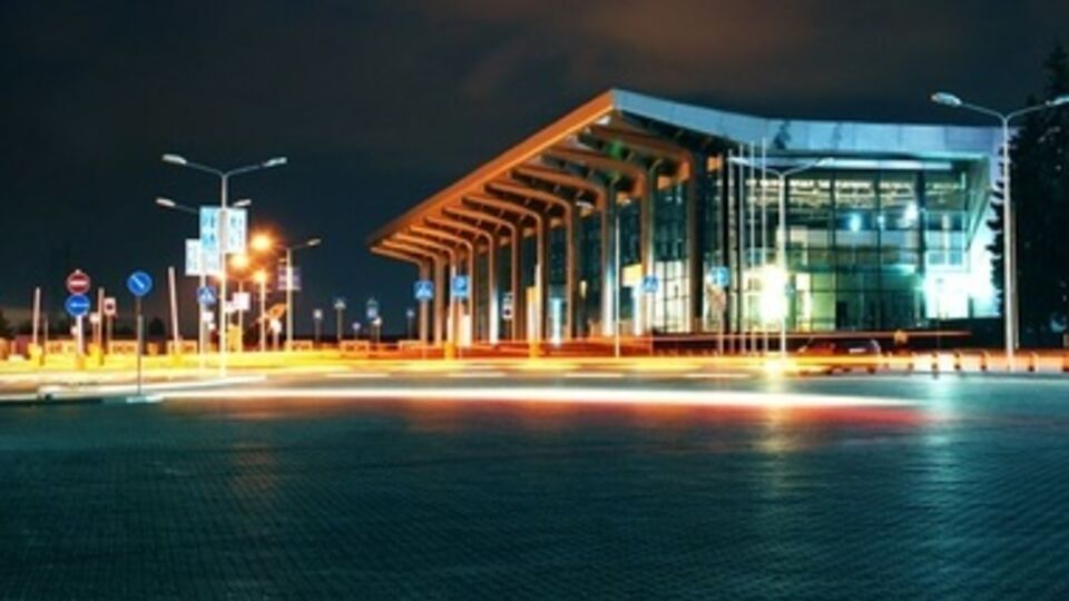 Харьковский аэропорт продолжает отменять все рейсы