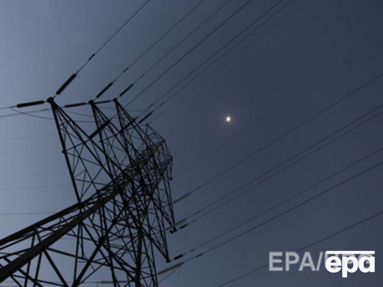 Пять районов Прикарпатья остались без электричества