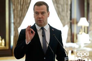 Медведев рассказал об ужесточении контроля за нелегальным трудоустройством украинцев в РФ