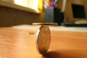 Рубль продолжил падать