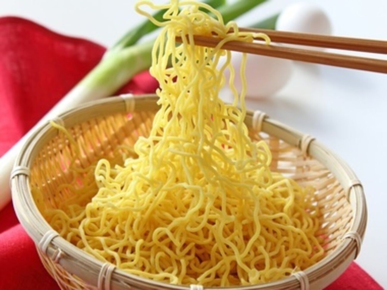 Поставки российской лапши в Беларусь запретил главный санитарный врач