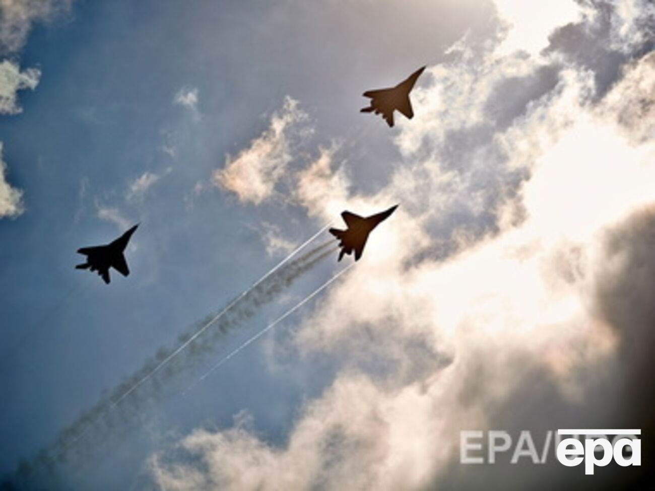 За неделю НАТО у границ стран Балтии опознало около 80 военных российских самолетов