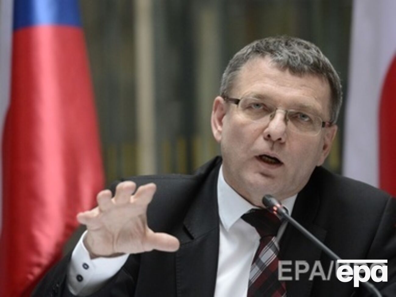 Падение российской экономики вызвано не европейскими санкциями, а снижением цены на энергоносители, считает министр