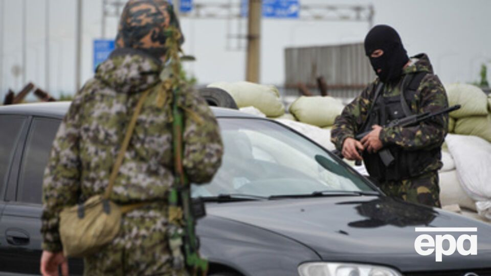 По данным Дмитрия Тымчука, наблюдается перемещение боевиков в районе Бахмутской трассы, а также на Дебальцевском плацдарме