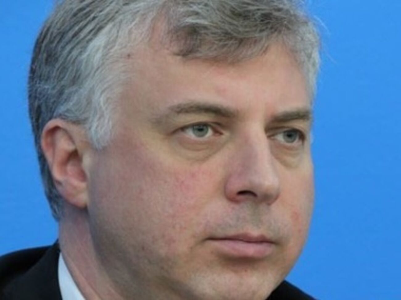 Квит надеется, что стипендии и ставки педагогов удастся сохранить