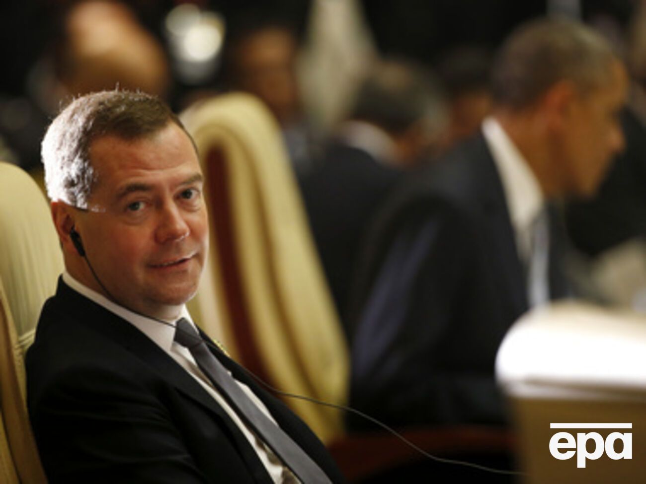 Мурка, в чем же дело, что ты не имела?<br />Разве я тебя не одевал? <br /><br />