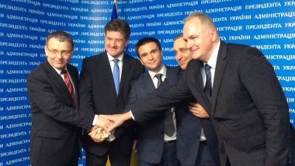 Чехия, Польша, Словакия и Венгрия помогут Украине в осуществлении реформ и развитии экономики