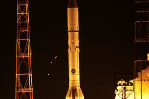 Российская ракета упала вместе с самым мощным спутником